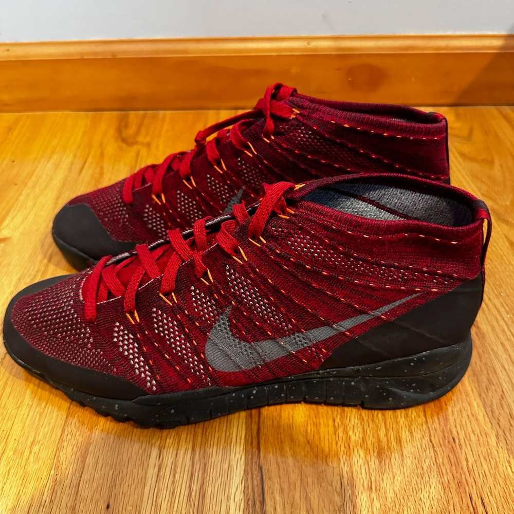 Nike Chukka Fly Knit